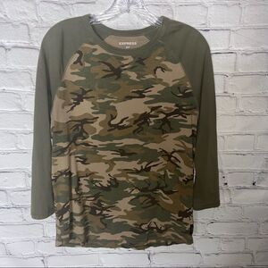 Express Men’s Quarter Sleeve Camouflage Shirt